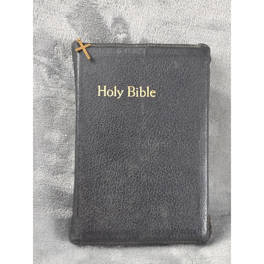Vintage KJV Holy‎ Bible Concordance Dictionary Zippered Revised Red Letter World